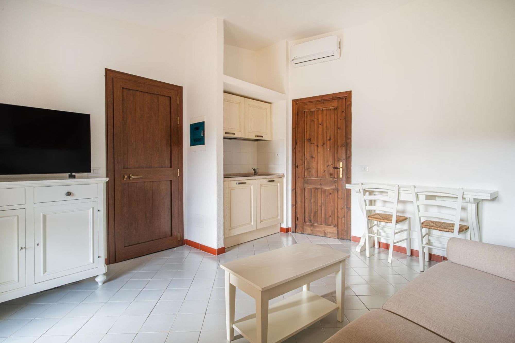 פאלאו Felix Hotels - Residence Hotel Costa Serena מראה חיצוני תמונה