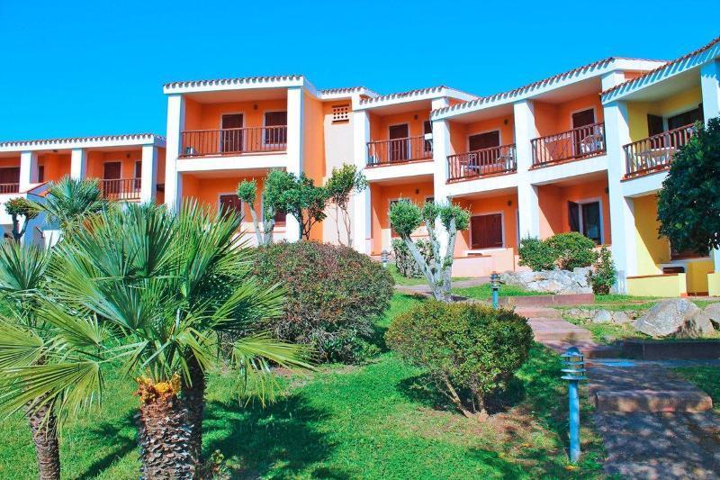 פאלאו Felix Hotels - Residence Hotel Costa Serena מראה חיצוני תמונה